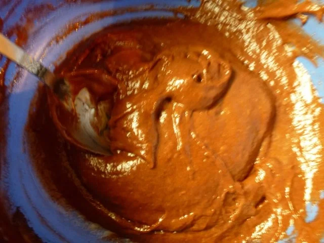 Rezept: Mini-Dessertküchlein, schwarz-weiß und mit Schuß Bild Nr. 10 Mini-Dessertküchlein, schwarz-weiß und mit Schuß - Rezept - Bild Nr. 10