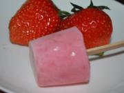 Erdbeer-Joghurt-Eis am Stiel - Rezept