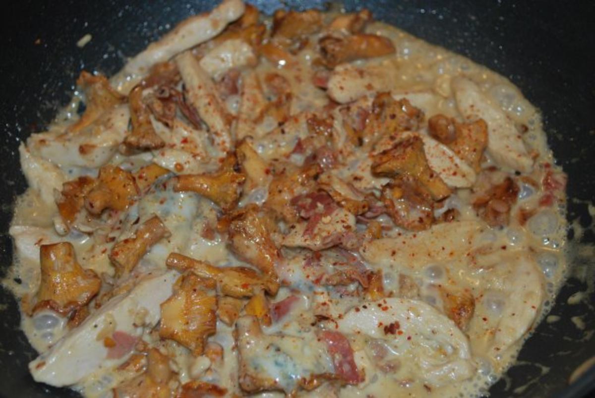 Casarecce mit Hähnchen-Pfifferlingrahm - Rezept - Bild Nr. 2