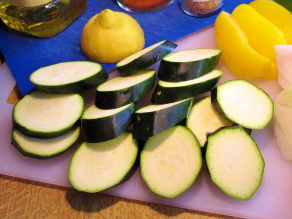 Zucchini vom Grill - Rezept mit Bild - kochbar.de