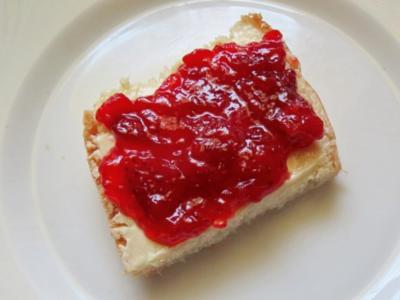 Einmachen: Stückige Erdbeer-Marmelade - Rezept