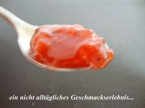 Erdbeermarmelade mit Pfeffer und Rum - Rezept - Bild Nr. 2