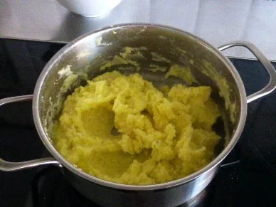 Schweinefilet mit Kartoffel-Rucola-Stampf und Pfifferlingen - Rezept - Bild Nr. 3