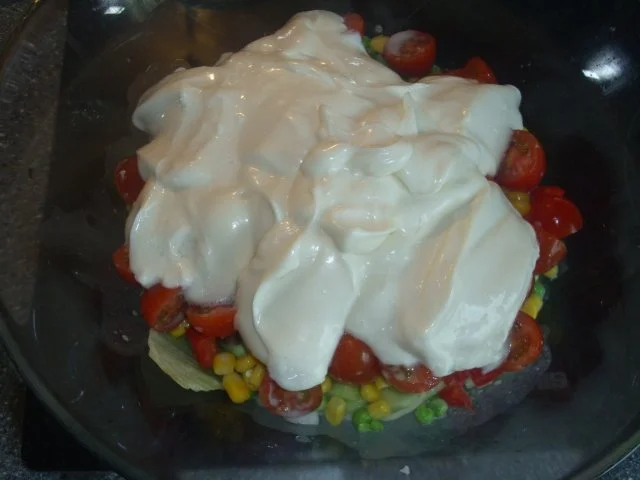 Bunter Salat mit Käse, Wurst und Ei - Rezept - Bild Nr. 4