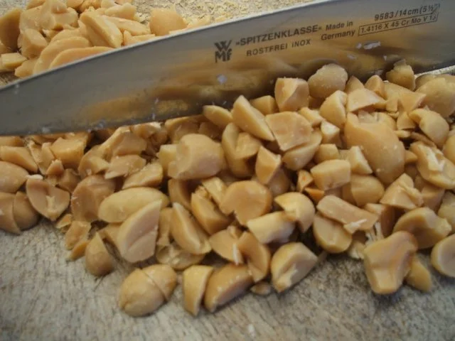 Rezept: Plätzchen: Erdnusshaufen Bild Nr. 5 Plätzchen: Erdnusshaufen - Rezept - Bild Nr. 5