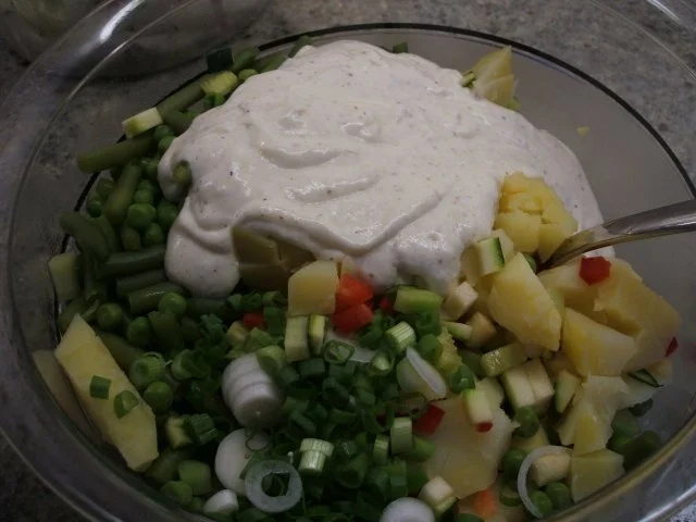 Fisch: Gegrillte Garnelenspieße mit buntem Gemüsesalat - Rezept - Bild Nr. 8