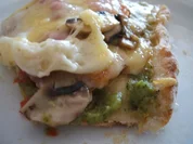 Pikantes Backen: Pizza mal nicht typisch - Rezept