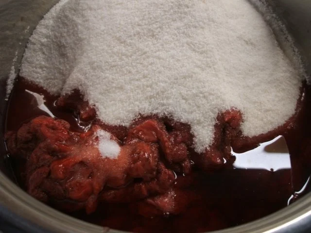 Vorrat: Erdbeersirup und klassische Erdbeermarmelade - Rezept - Bild Nr. 5