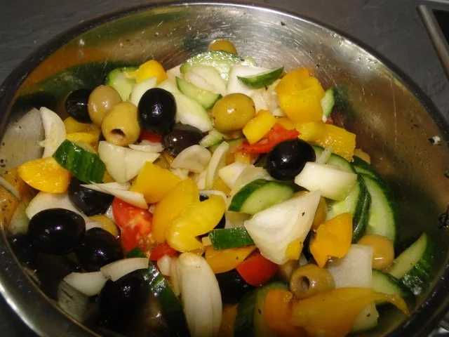 Gegrillter Gemüsespiess mit Halloumi und gefüllte rote Betekugel - Rezept - Bild Nr. 12