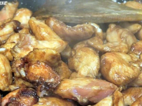 Rezept: Quinoasalat mit Aprikosen, Tomaten und Hähnchenbrust Bild Nr. 11 Quinoasalat mit Aprikosen, Tomaten und Hähnchenbrust - Rezept - Bild Nr. 11