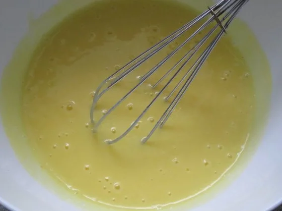 Rezept: Backen: Mini-Joghurt-Erdbeer-Torte Bild Nr. 4 Backen: Mini-Joghurt-Erdbeer-Torte - Rezept - Bild Nr. 4