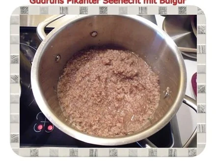 Rezept: Fisch: Pikanter Seehecht mit Bulgur und Tomatensoße Bild Nr. 15 Fisch: Pikanter Seehecht mit Bulgur und Tomatensoße - Rezept - Bild Nr. 15