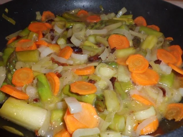 Pfannengericht: Gemüse-Nudel-Pfanne "Querbeet-Feldein" - Rezept - Bild Nr. 4