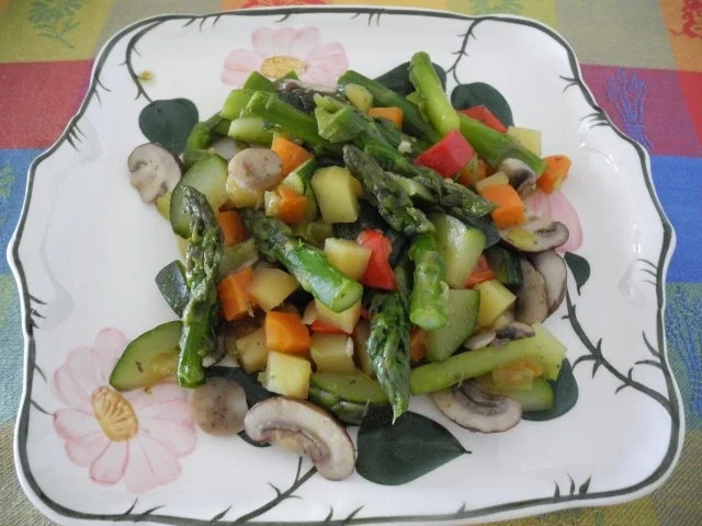 Vegan : Bunte Gemüse - Pfanne gedünstet - Rezept
