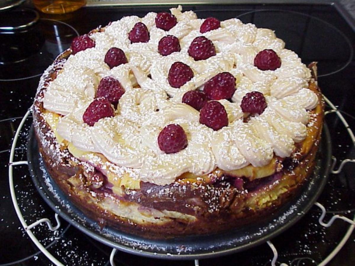 Käsekuchen mit Baiser - Rezept mit Bild - kochbar.de