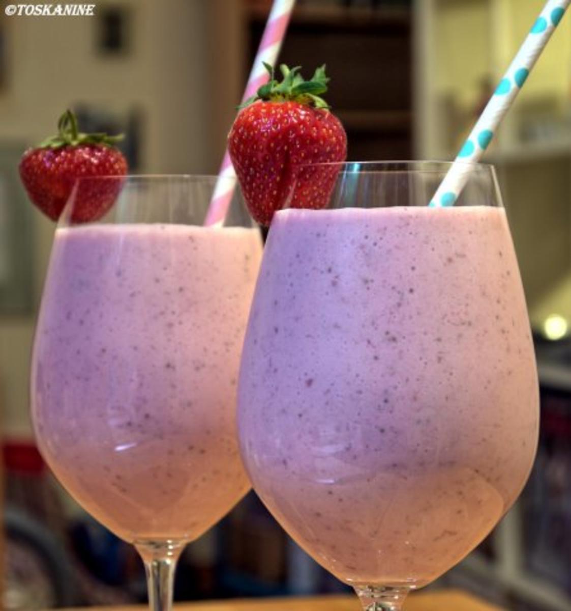 Erdbeer-Kokos-Drink - Rezept mit Bild - kochbar.de