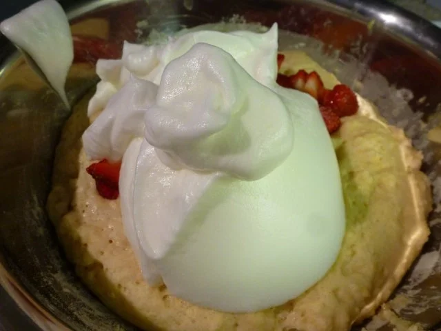 Rezept: Warmer Erdbeerkuchen mit Vanillesauce Bild Nr. 10 Warmer Erdbeerkuchen mit Vanillesauce - Rezept - Bild Nr. 10