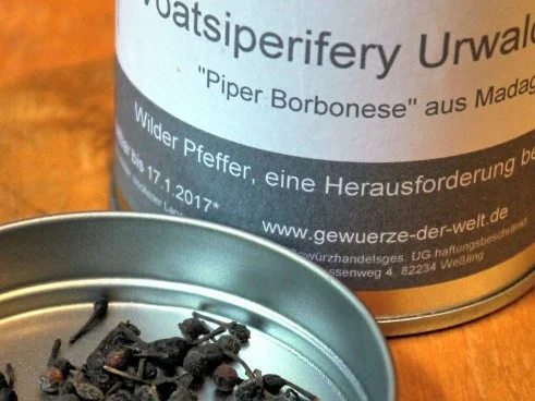 Spaghetti mit roher scharfer Tomatensauce - Rezept - Bild Nr. 5