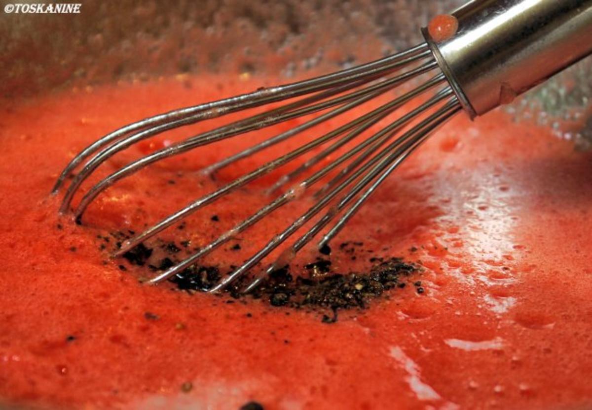 Spaghetti mit roher scharfer Tomatensauce - Rezept - Bild Nr. 6