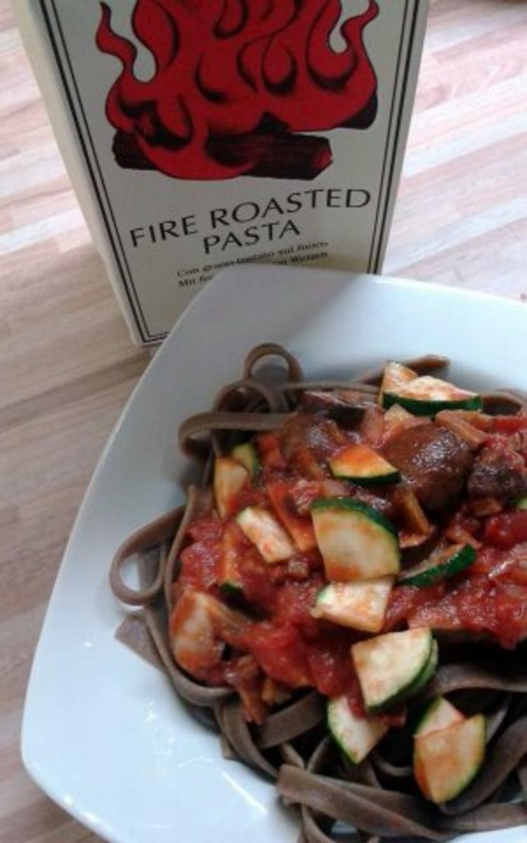 Bilder für Fire roasted Pasta mit Gemüse-Tomatensauce - Rezept