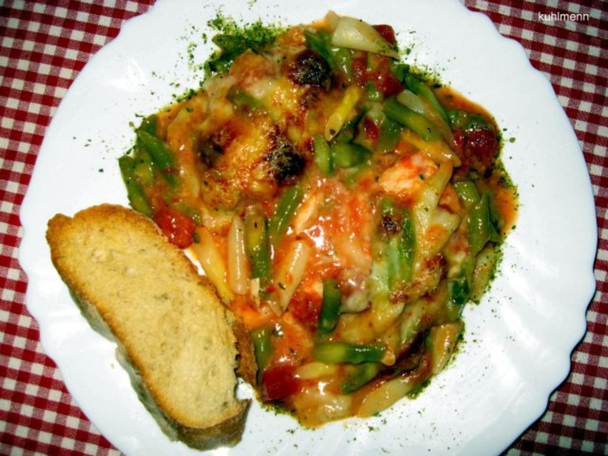 Kabeljau, Tomate, zweierlei Spargel und Käse - Rezept