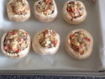 Gefüllte Champignons mit Feta und Paprika - Rezept - Bild Nr. 6