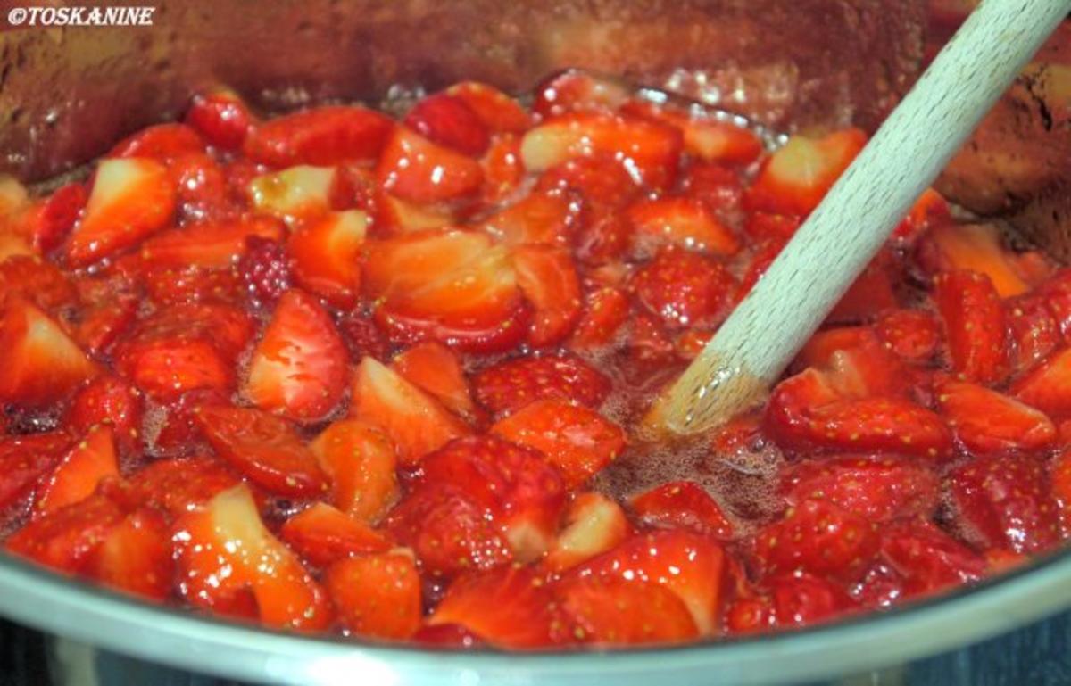 Erdbeermarmelade mit Brandy und Tonkabohne - Rezept - Bild Nr. 6