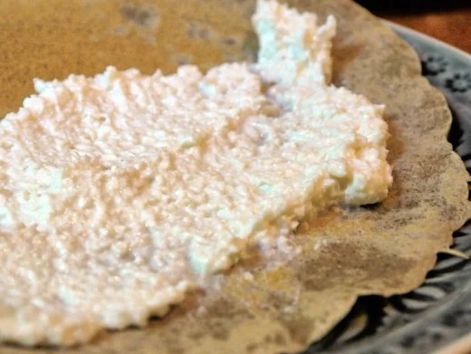 Galettes mit Kokos-Ricotta-Creme und marinierten Erdbeeren - Rezept - Bild Nr. 10