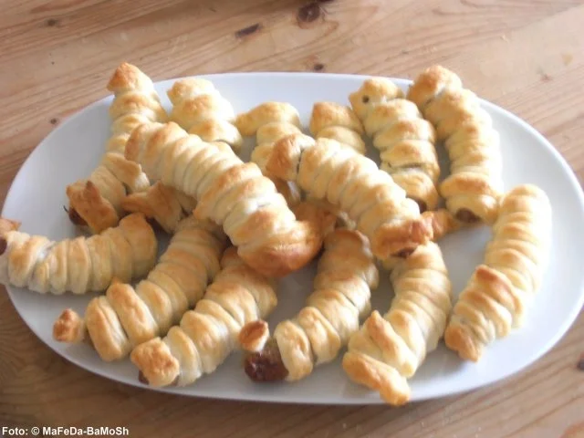 Nürnberger Rostbratwürstchen im Schlafrock - Rezept - Bild Nr. 2