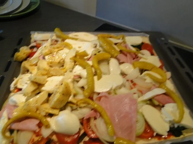 Rezept: Traumpizza mit allen Köstlichkeiten die ich mag. Bitte durchlesen Bild Nr. 15 Traumpizza mit allen Köstlichkeiten die ich mag. Bitte durchlesen - Rezept - Bild Nr. 15