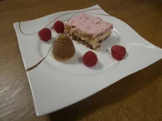 Rezept: Raffinierter Butterkeks-Traum und Kekspyramiden mit Walnussfรผllung Raffinierter Butterkeks-Traum und Kekspyramiden mit Walnussfรผllung - Rezept