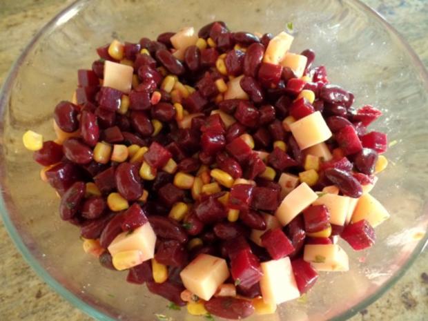 Käse Bohnen Salat mit roter Bete Rezept kochbar de Käse Bohnen Salat mit roter Bete Rezept kochbar de