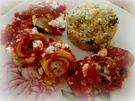 Auberginen-Feta-Bulgur-Röllchen mit Tomatensauce überbacken; vegetarisch - Rezept