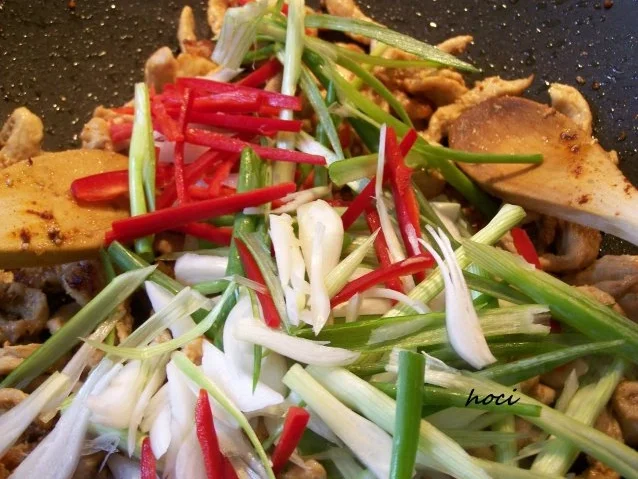 Schaormabrötchen gefüllt mit Mosterdgeschnetzelten - Rezept - Bild Nr. 6