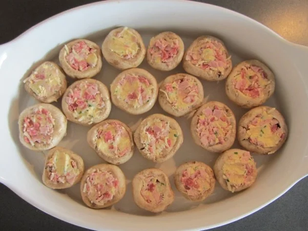 Rezept: gefüllte Champignons Bild Nr. 2 gefüllte Champignons - Rezept - Bild Nr. 2