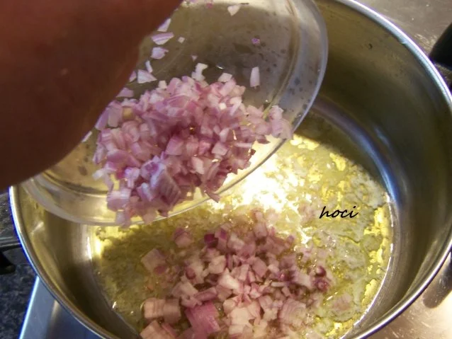 Rezept: Radieschen-Käsesüppchen mit kleinem Hähnchenspiess Bild Nr. 9 Radieschen-Käsesüppchen mit kleinem Hähnchenspiess - Rezept - Bild Nr. 9