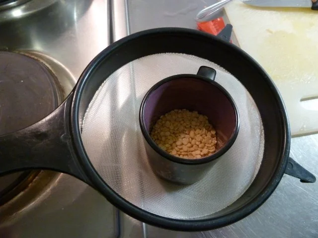 Rezept: Grundrezept für Indischen Dal (mit roten Linsen) Bild Nr. 2 Grundrezept für Indischen Dal (mit roten Linsen) - Rezept - Bild Nr. 2