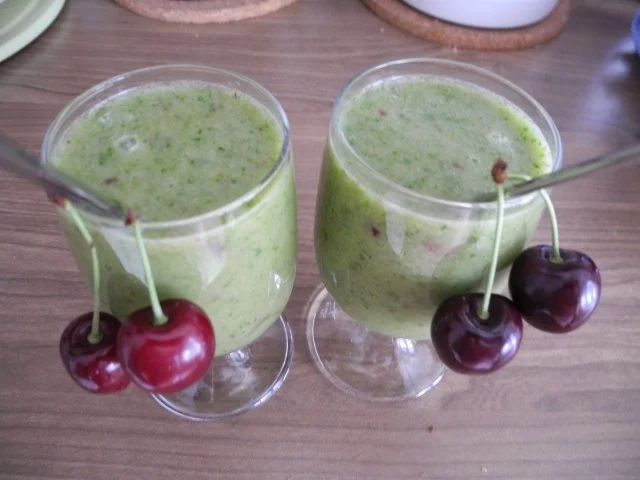 Rezept: Smoothie : Pure Energie mit Radieschen - Grün der Nächste Bild Nr. 9 Smoothie : Pure Energie mit Radieschen - Grün der Nächste - Rezept - Bild Nr. 9