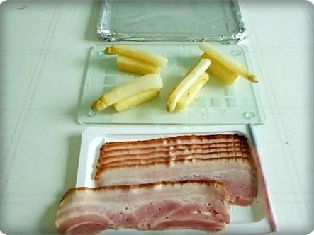 Spargel „Sushi“ auf Kräutersauce - Rezept - Bild Nr. 10