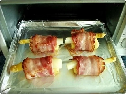 Spargel „Sushi“ auf Kräutersauce - Rezept - Bild Nr. 16