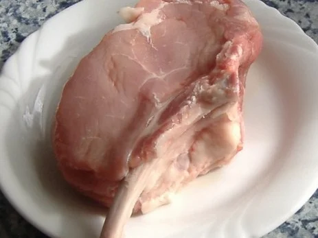 Kalbskotelett mit Kartoffel-Steinpilz-Stampf und grünem Spargel - Rezept - Bild Nr. 2