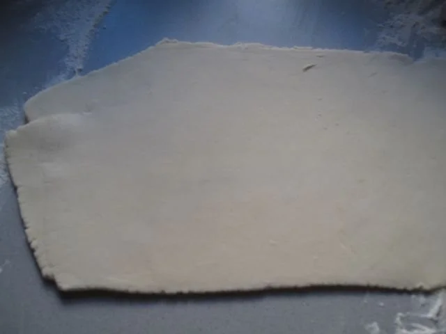 Käsestangen aus selbstgemachtem Quarkblätterteig - Rezept - Bild Nr. 7