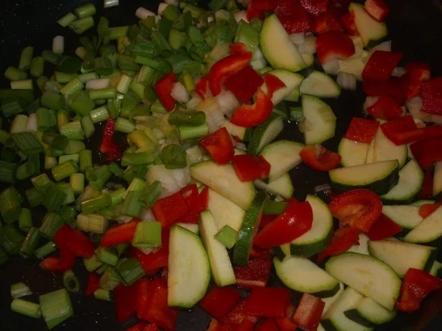 Reispfanne mit frischem Gemüse und Sucuk - Rezept - Bild Nr. 2