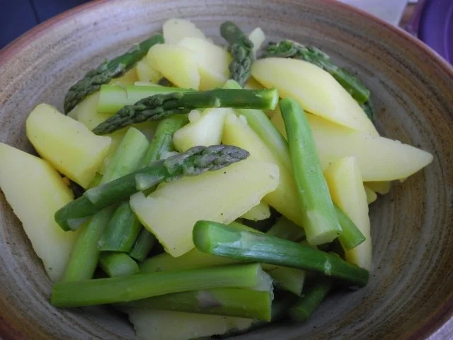 Rezept: Vegan : Quartett auf dem Teller Bild Nr. 7 Vegan : Quartett auf dem Teller - Rezept - Bild Nr. 7