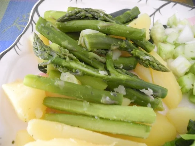 Rezept: Vegan : Quartett auf dem Teller Bild Nr. 8 Vegan : Quartett auf dem Teller - Rezept - Bild Nr. 8