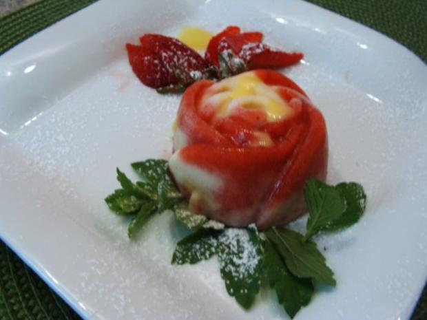 Erdbeer- Vanille- Eis - Rezept mit Bild - kochbar.de