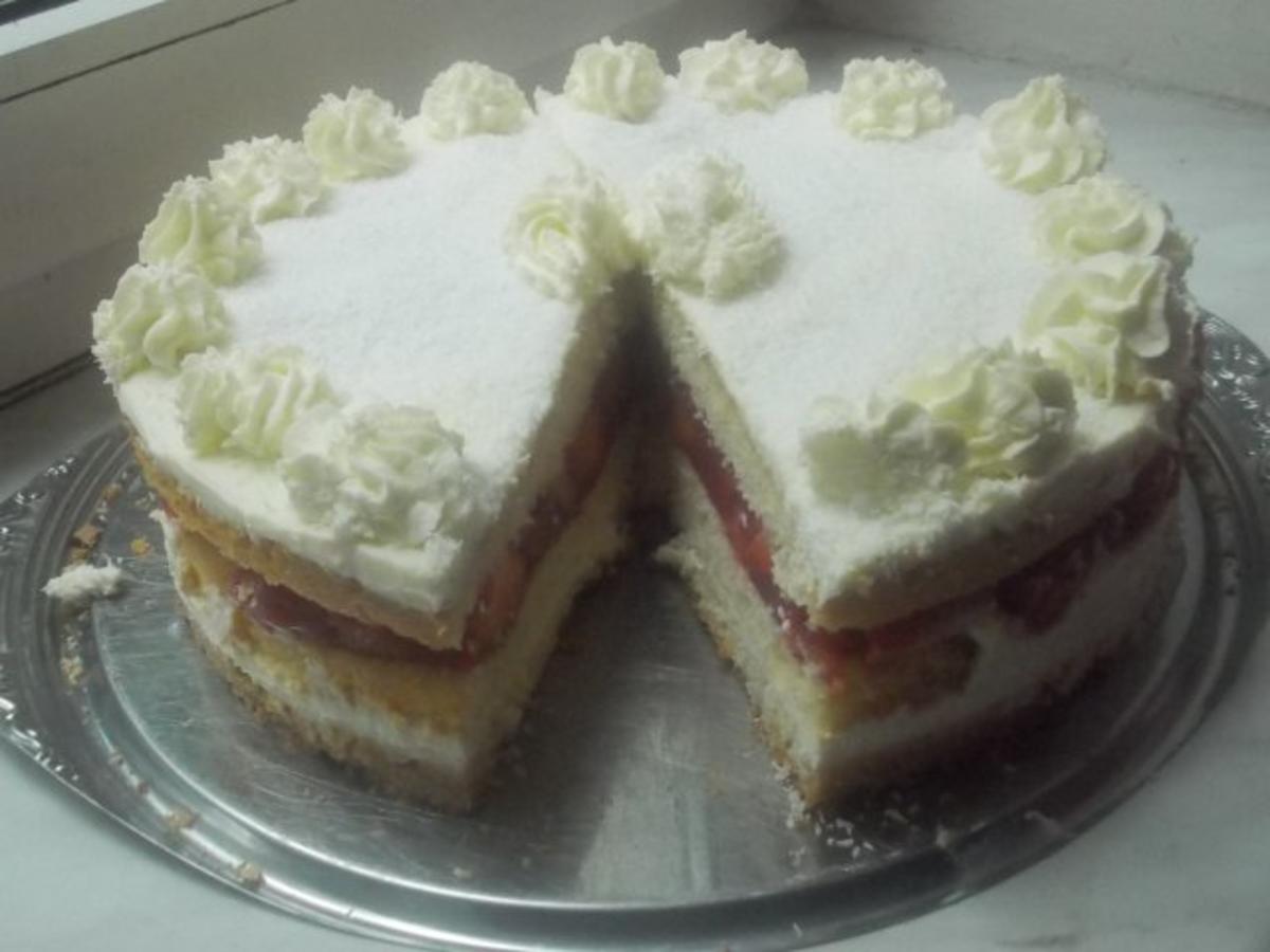 Bilder für Kuchen - Etagen-Erdbeer-Torte - Rezept