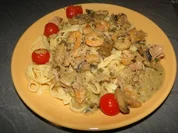 Käse-sahne-Weinsauce mit garnelen  und frischen Champignons - Rezept