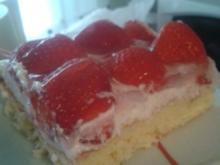Erdbeer Pudding Kuchen - Rezept