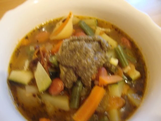 Rezept: Pesto Suppe, mit viel Einlage Bild Nr. 2 Pesto Suppe, mit viel Einlage - Rezept - Bild Nr. 2